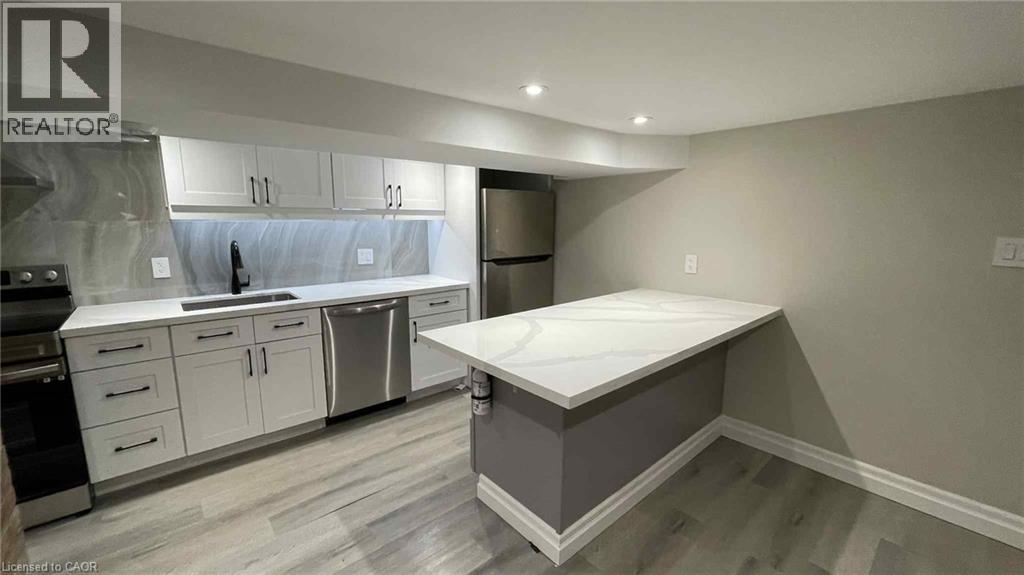 123 Robinson Street Unit# 4, Hamilton, Ontario  L8P 1Z3 - Photo 1 - 40775456