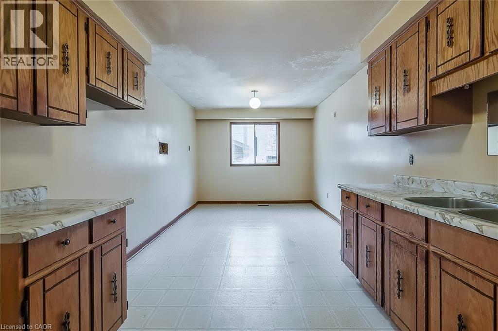 2632 Birch Crescent, Mississauga, Ontario  L5J 4H1 - Photo 5 - 40775050