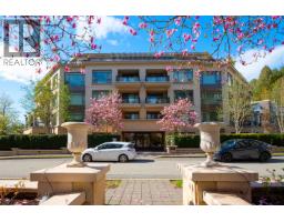 300 533 WATERS EDGE CRESCENT, West Vancouver, British Columbia