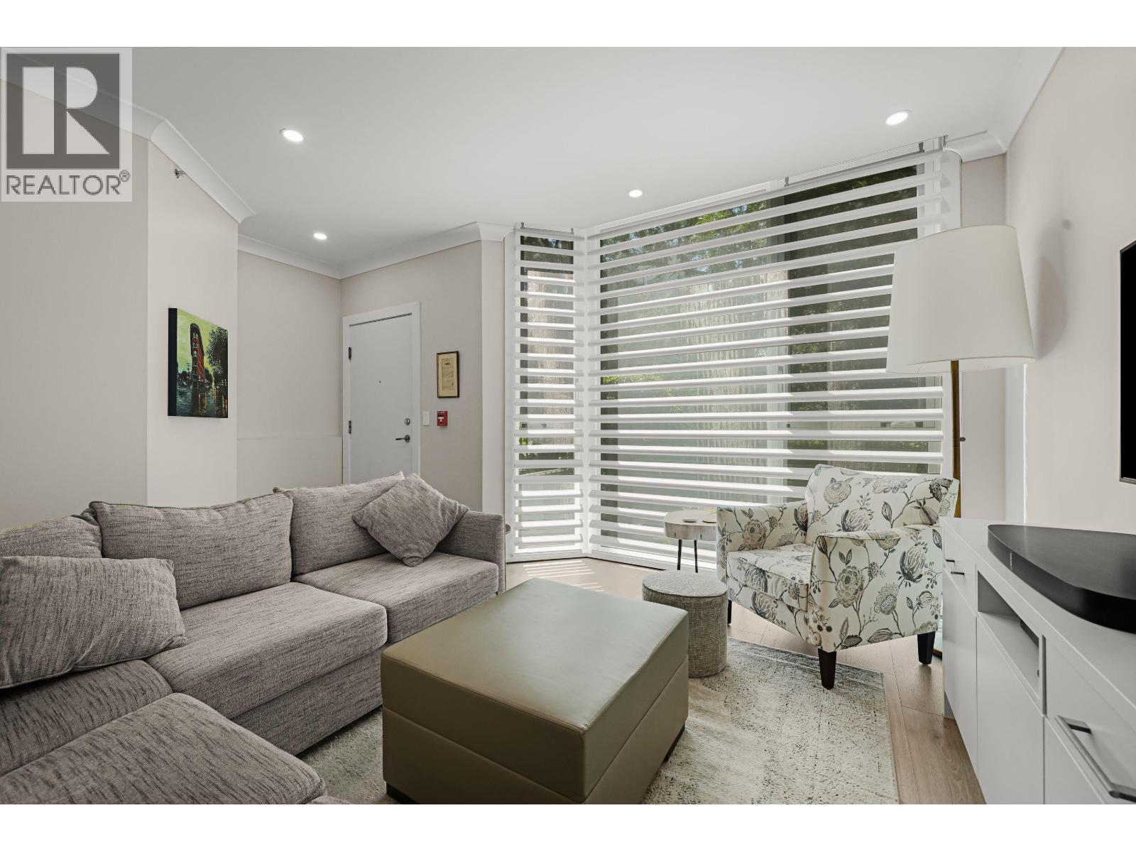 102 1488 Hornby Street, Vancouver, British Columbia  V6Z 1X3 - Photo 1 - R3054099