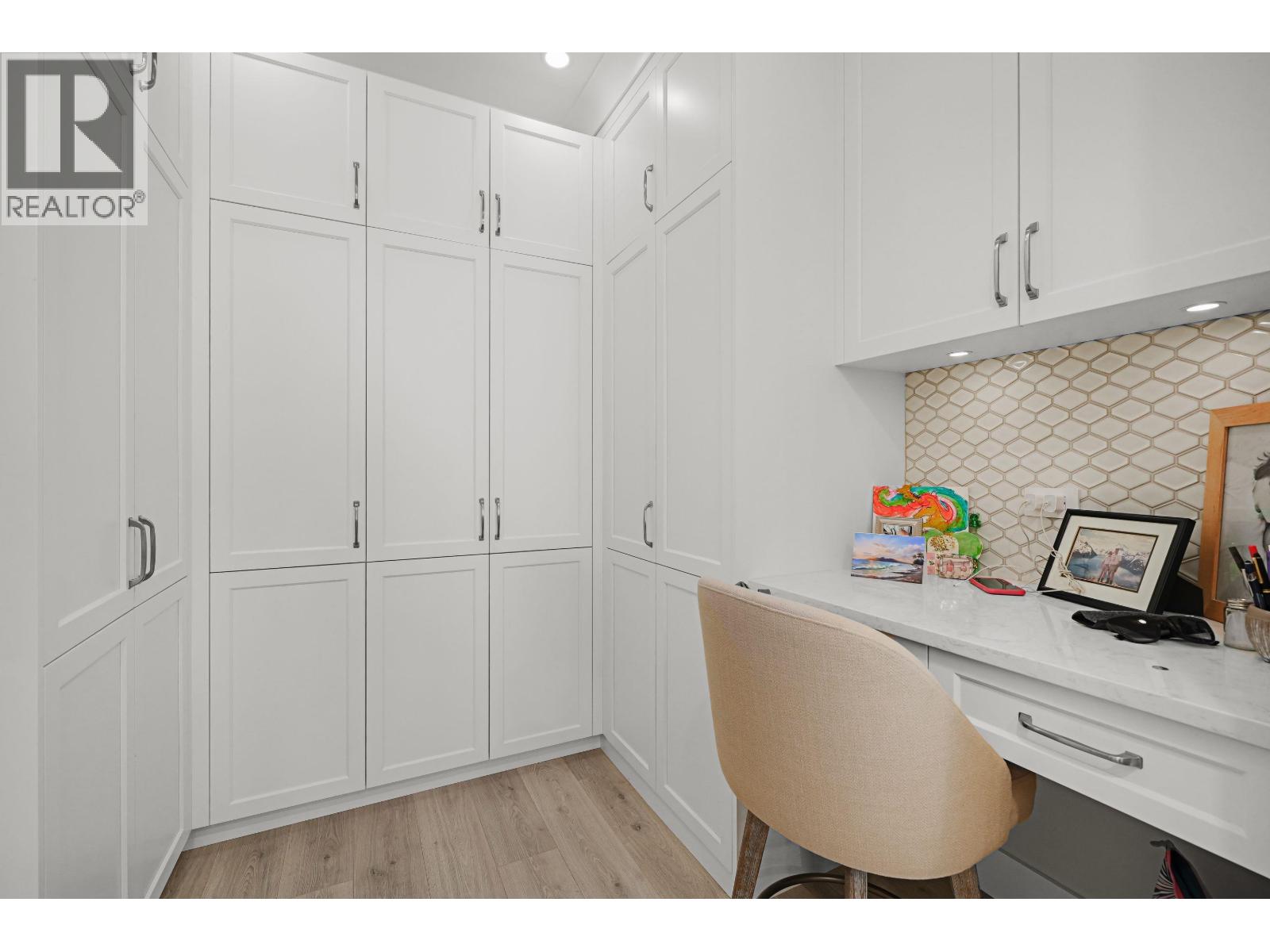 102 1488 Hornby Street, Vancouver, British Columbia  V6Z 1X3 - Photo 12 - R3054099
