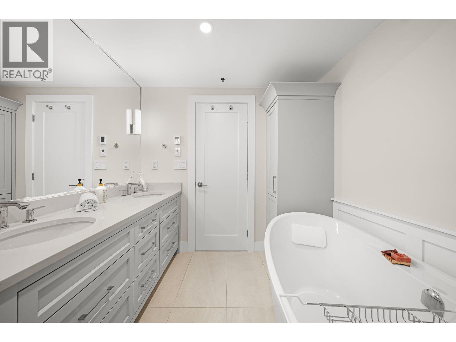102 1488 Hornby Street, Vancouver, British Columbia  V6Z 1X3 - Photo 17 - R3054099