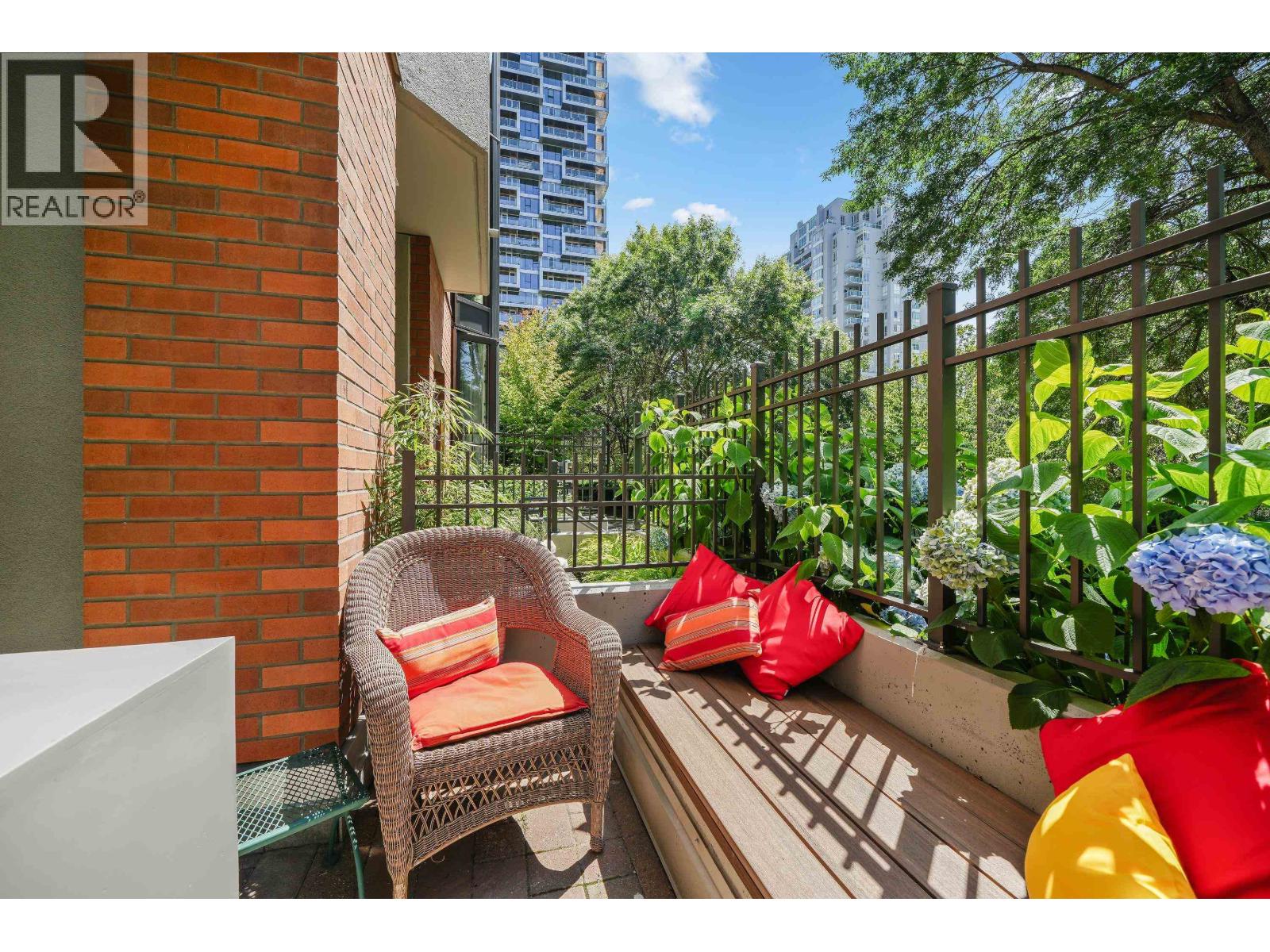 102 1488 Hornby Street, Vancouver, British Columbia  V6Z 1X3 - Photo 23 - R3054099