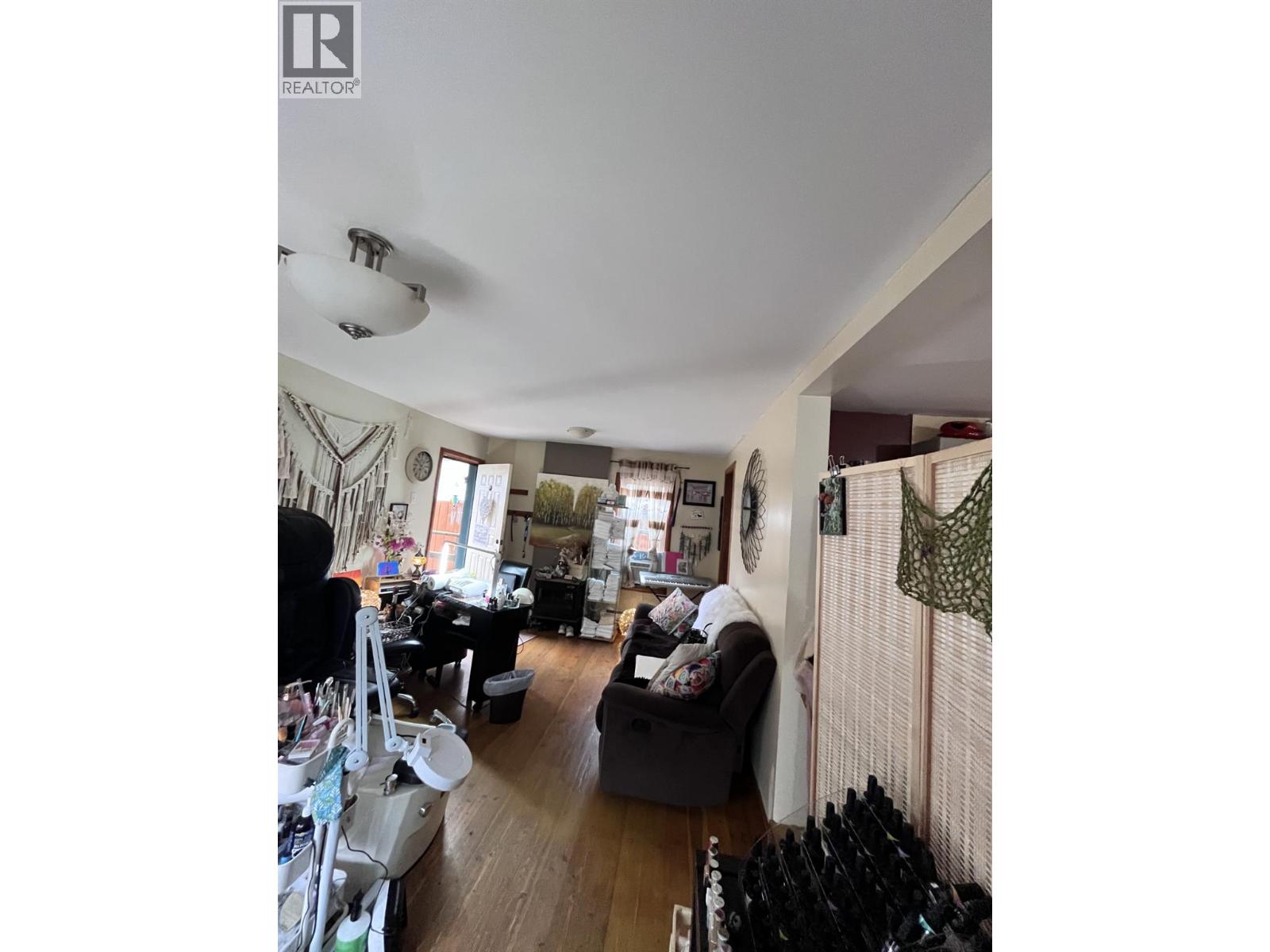 709 2nd Street, Castlegar, British Columbia  V1N 1Y9 - Photo 8 - 10364499
