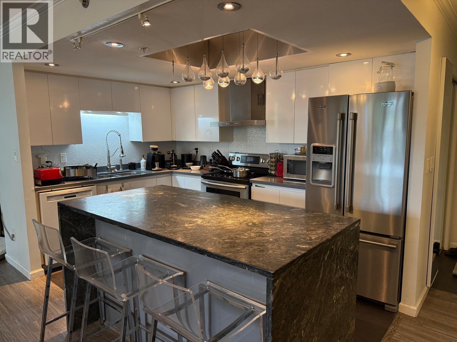 304 1088 Quebec Street, Vancouver, British Columbia  V6A 4H2 - Photo 3 - R3054064