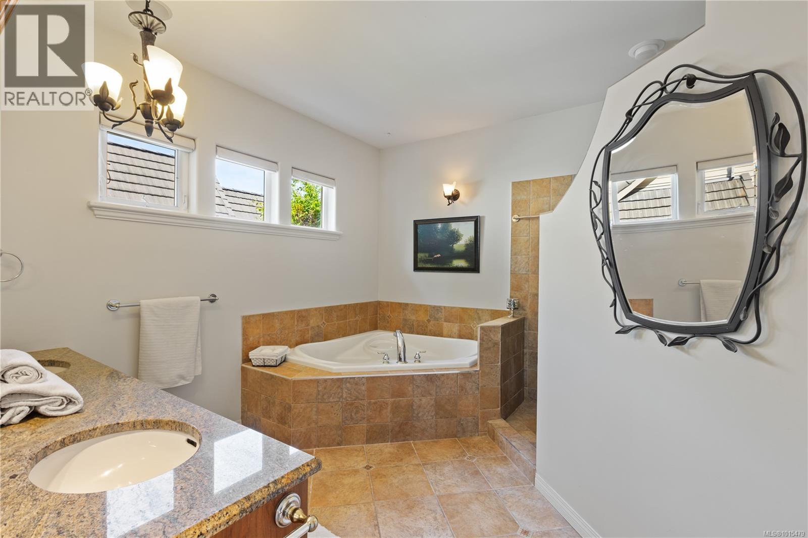 3274 Majestic Dr, Courtenay, British Columbia  V9N 9X4 - Photo 33 - 1015479