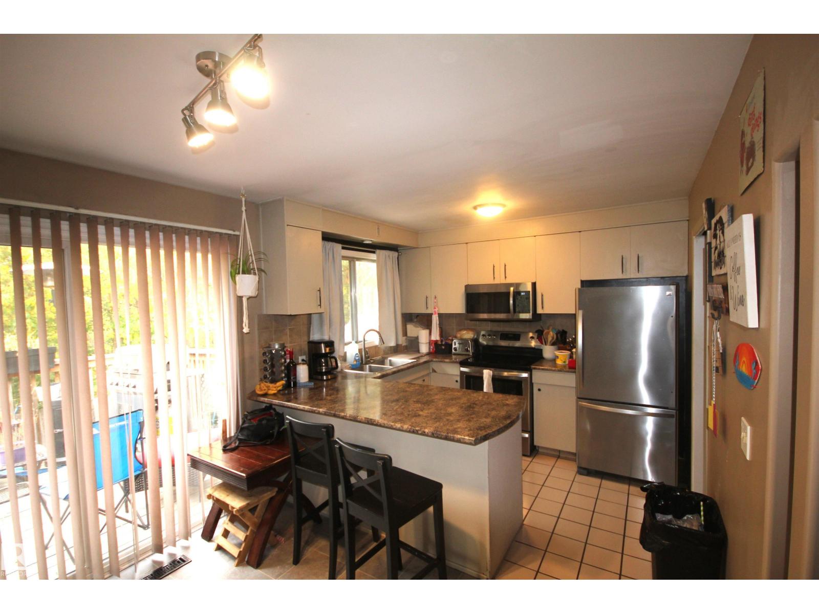 61 Beacon Cr, St. Albert, Alberta  T8N 0A4 - Photo 2 - E4460292