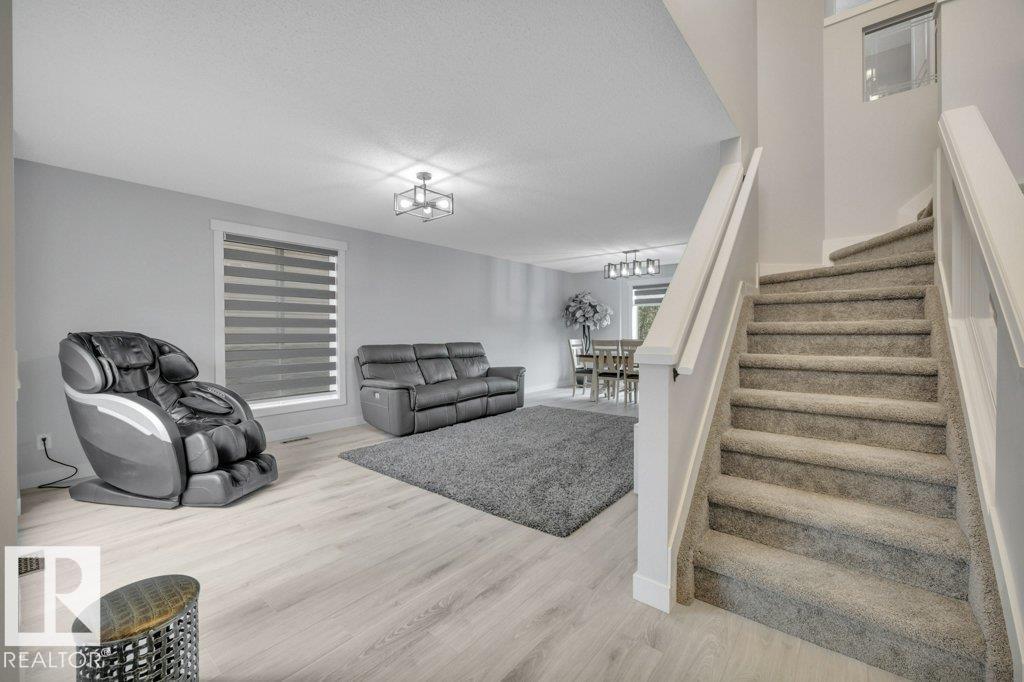 4540 190 St Nw, Edmonton, Alberta  T6M 2S9 - Photo 2 - E4460293