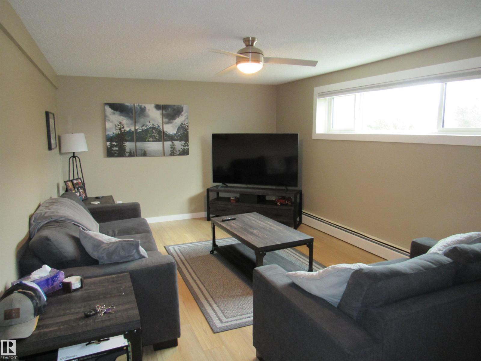 5016 51 St, Barrhead, Alberta  T7N 1A1 - Photo 35 - E4460295