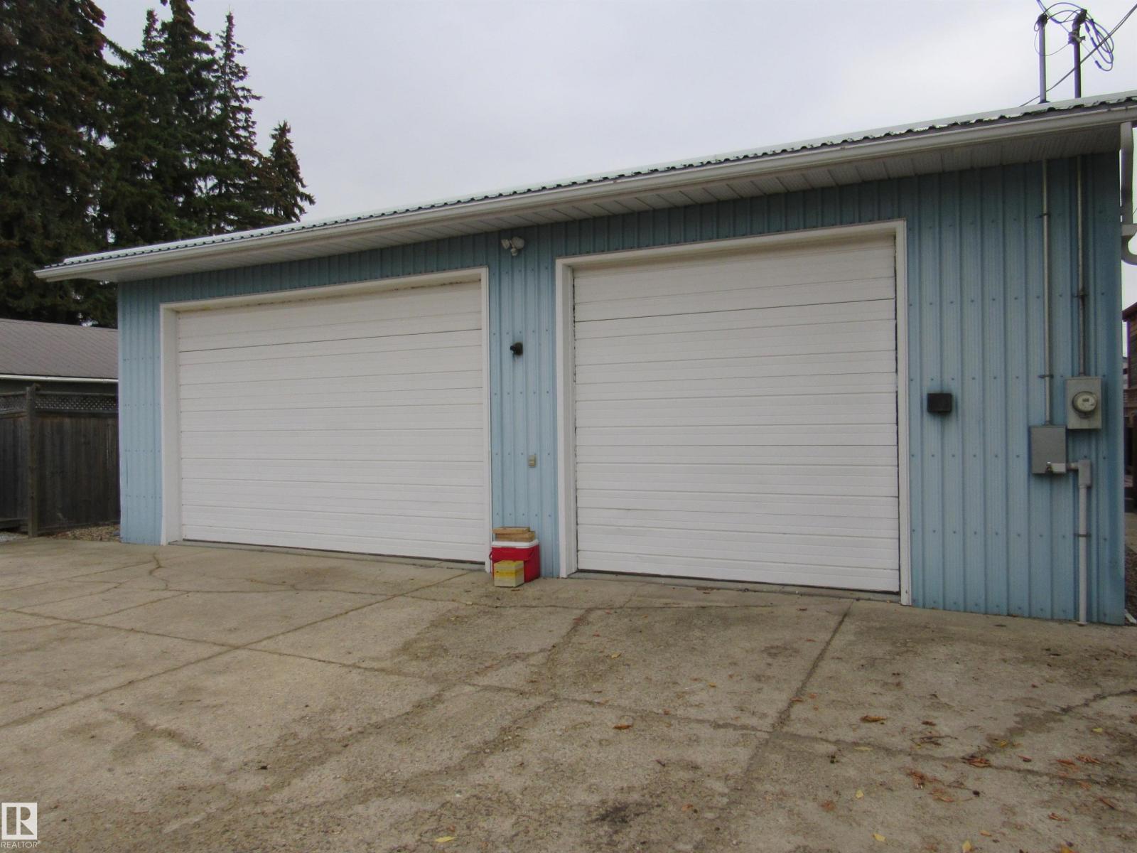 5016 51 St, Barrhead, Alberta  T7N 1A1 - Photo 9 - E4460295