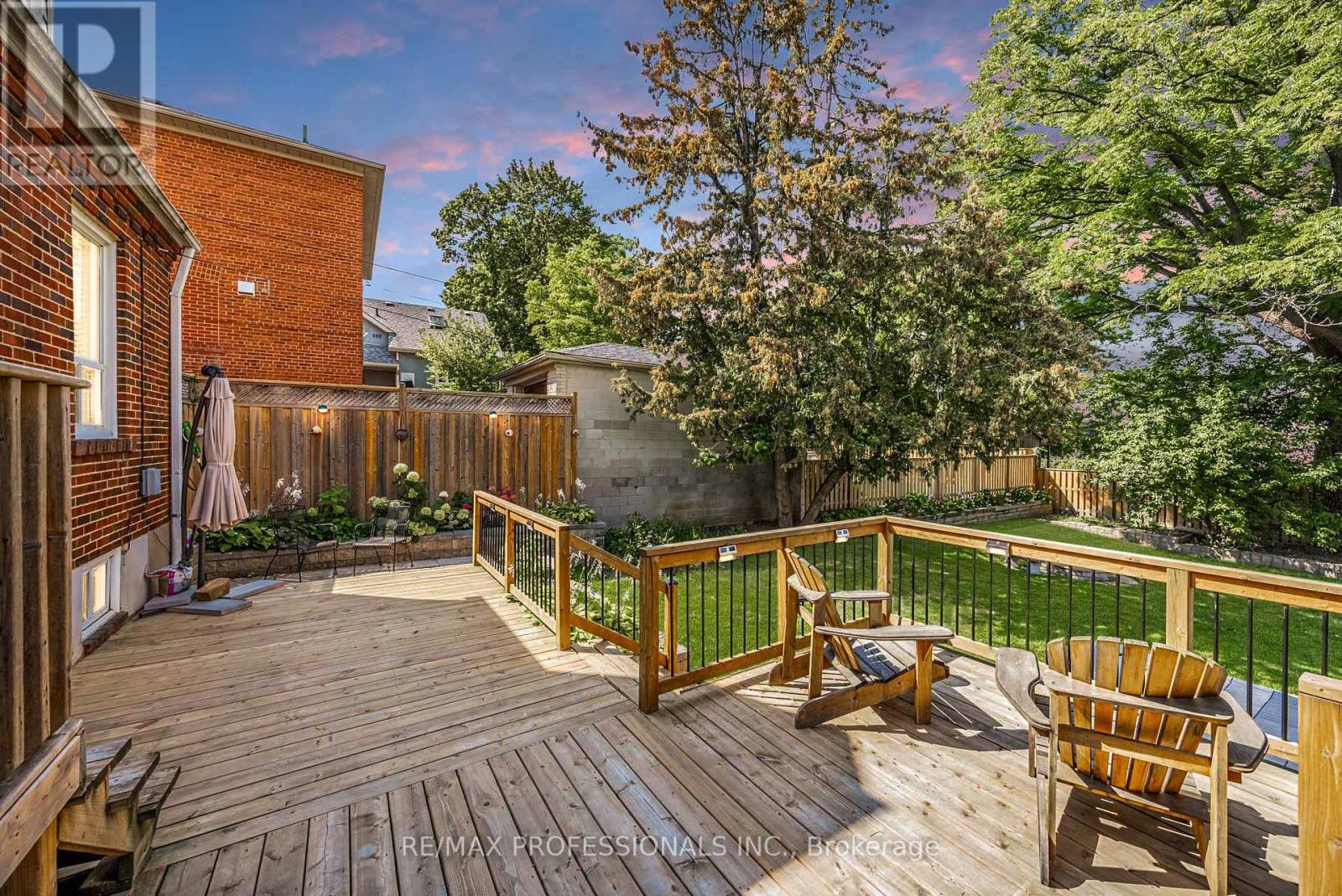 2236 Lawrence Avenue W, Toronto, Ontario  M9P 2A3 - Photo 29 - W12406659