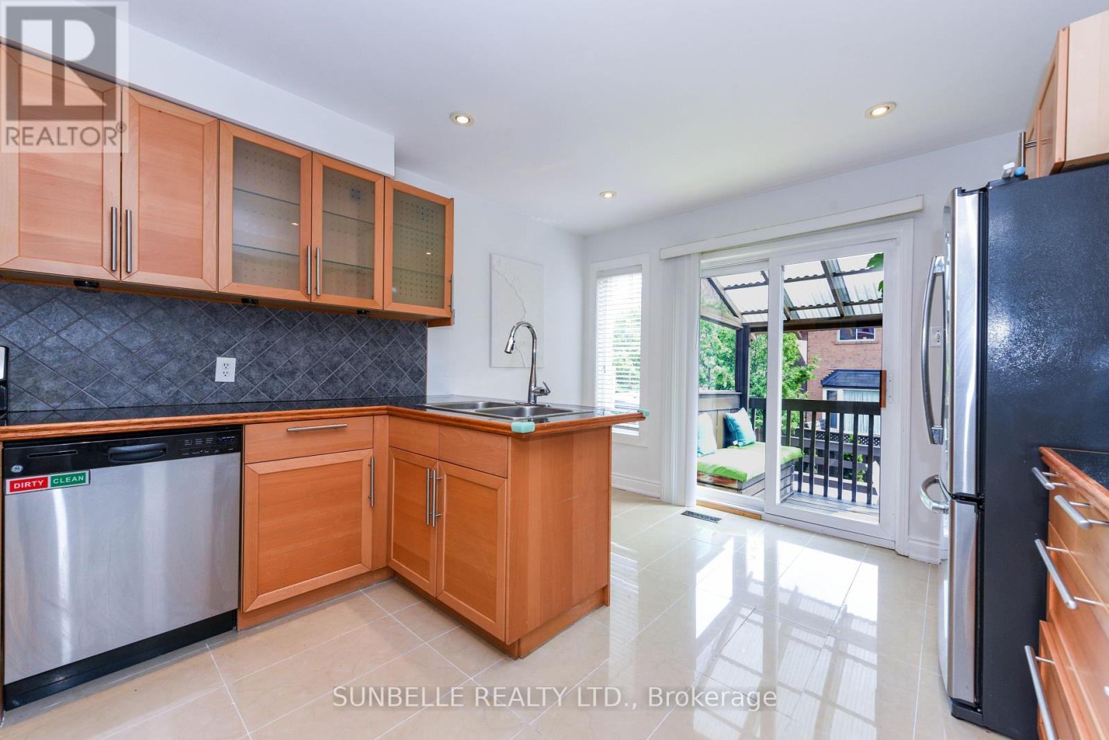 3826 Allcroft Road, Mississauga (Lisgar), Ontario  L5N 6V6 - Photo 17 - W12436830