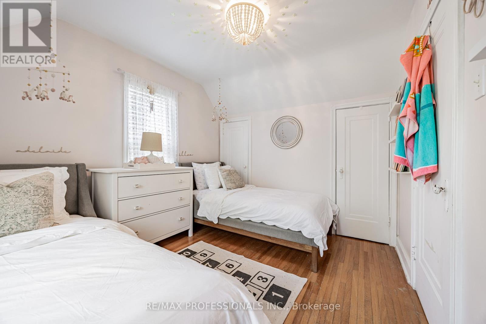 2236 Lawrence Avenue W, Toronto, Ontario  M9P 2A3 - Photo 23 - W12406659