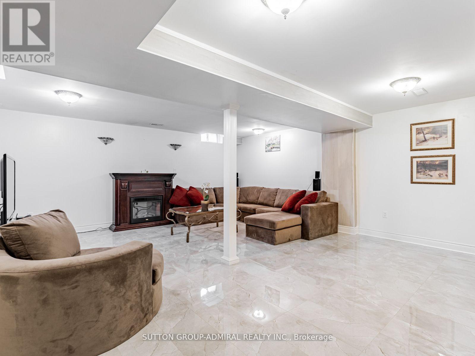 185 Foxfield Crescent, Vaughan, Ontario  L4K 5E8 - Photo 31 - N12437778