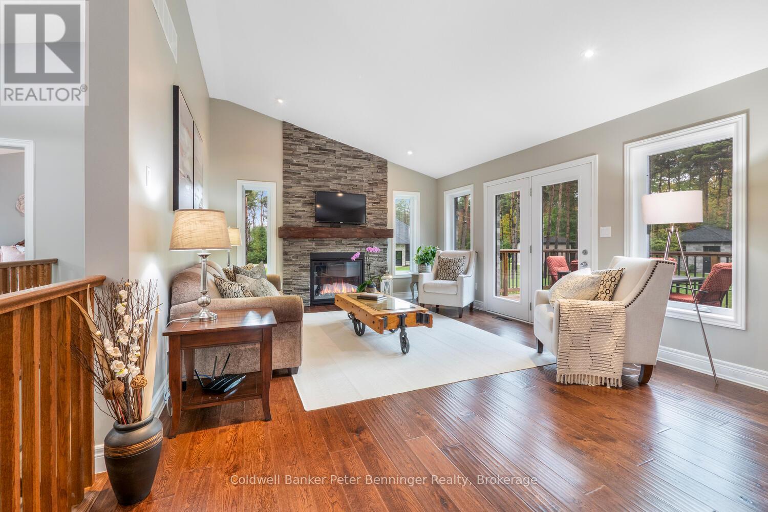 128 Marshall Heights Road, West Grey, Ontario  N0G 1R0 - Photo 10 - X12429655