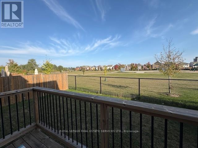 32 Celano Drive, Hamilton, Ontario  L8B 1V3 - Photo 11 - X12423286