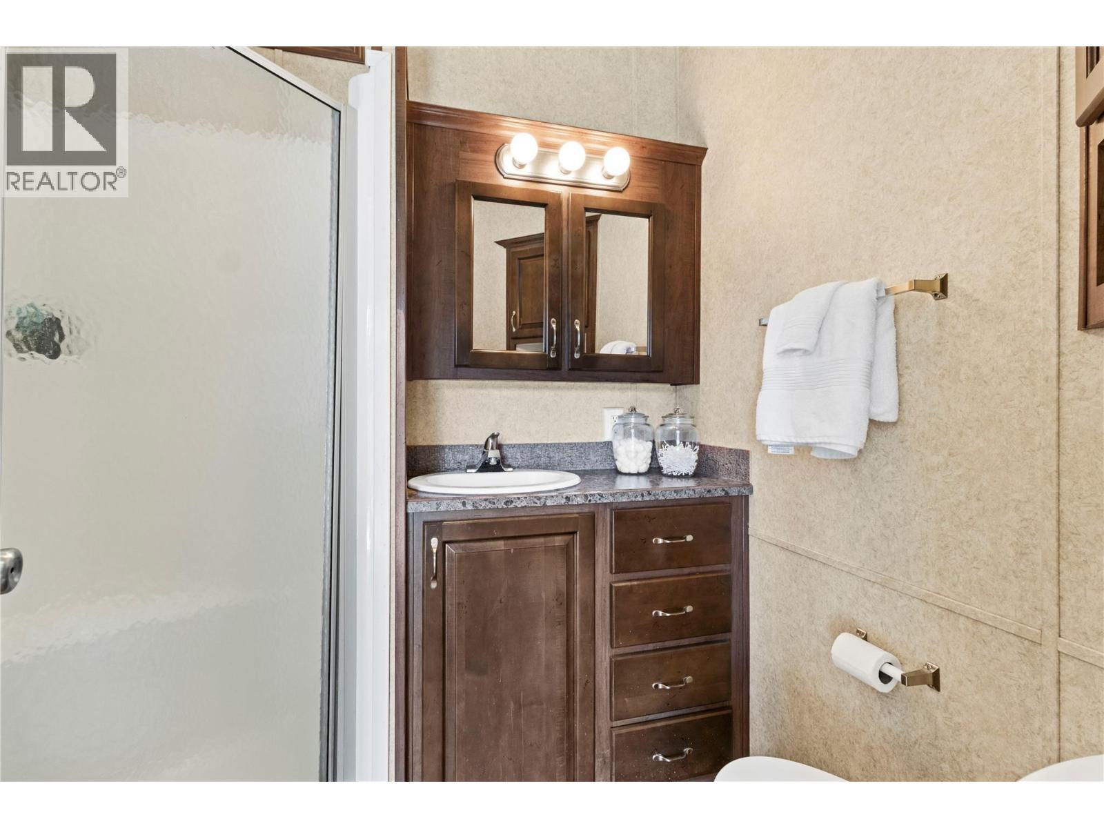 1131 Pine Grove Road Unit# 38, Scotch Creek, British Columbia  V0E 1M5 - Photo 19 - 10349523
