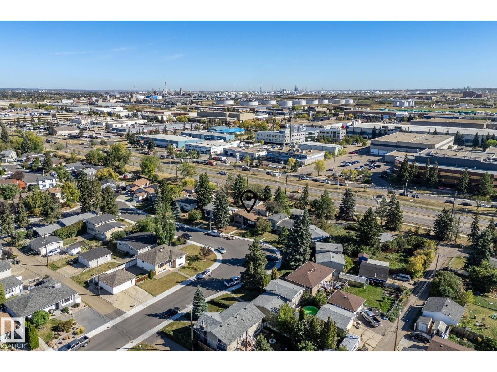 9221 52 St Nw, Edmonton, Alberta  T6B 1G3 - Photo 4 - E4460297