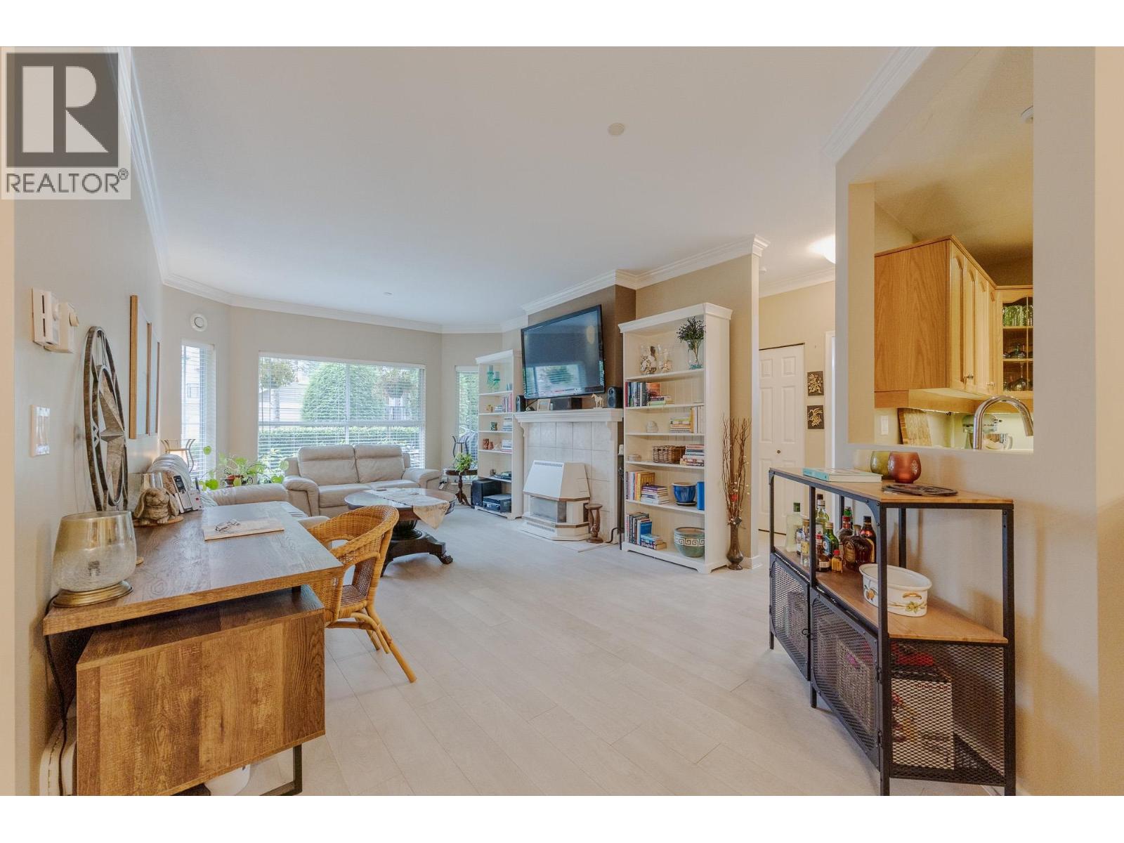 111 12464 191b Street, Pitt Meadows, British Columbia  V3Y 2P6 - Photo 6 - R3054087