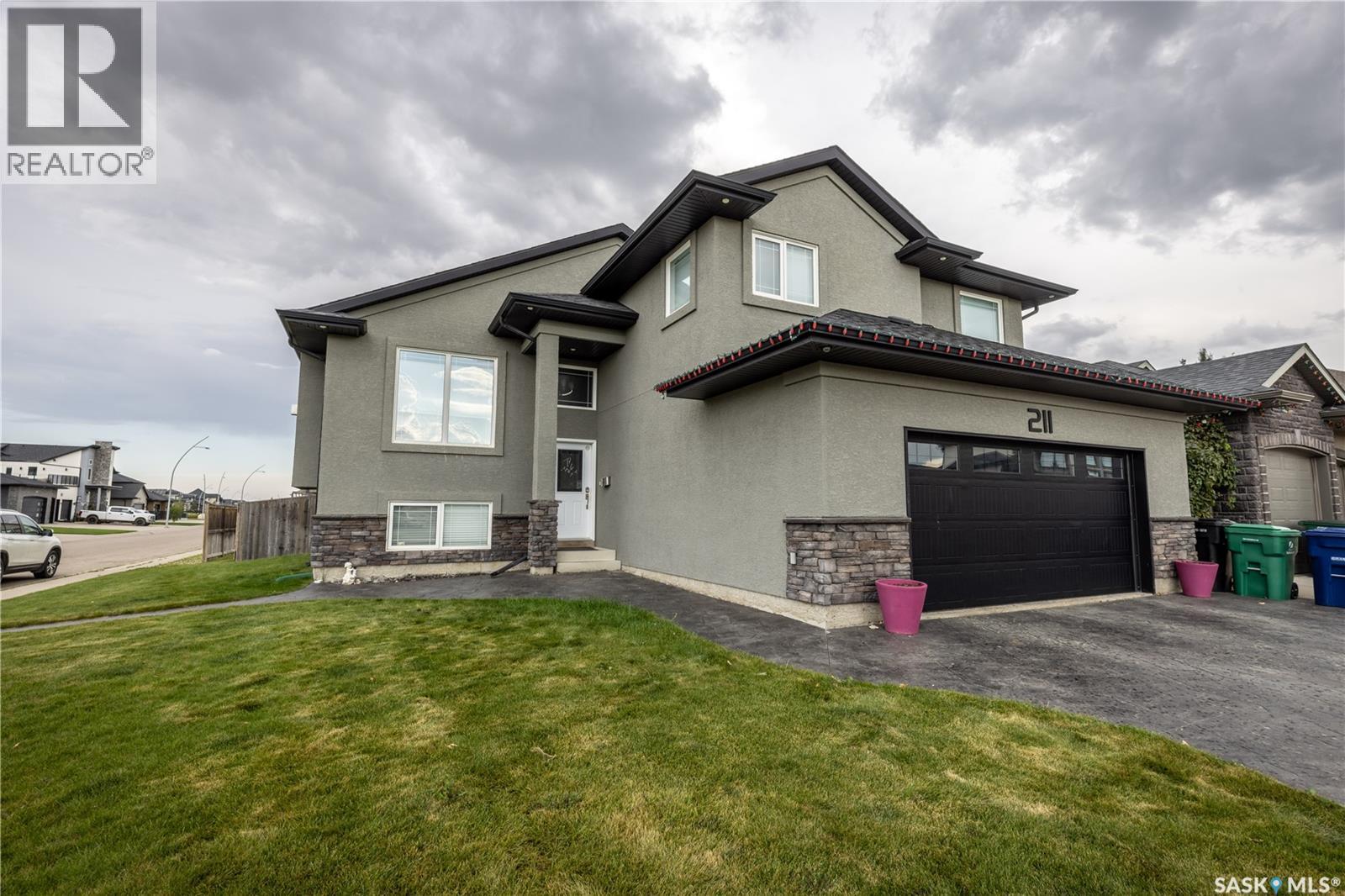 211 Sauer Crescent, Saskatoon, Saskatchewan  S7S 1L9 - Photo 1 - SK019749