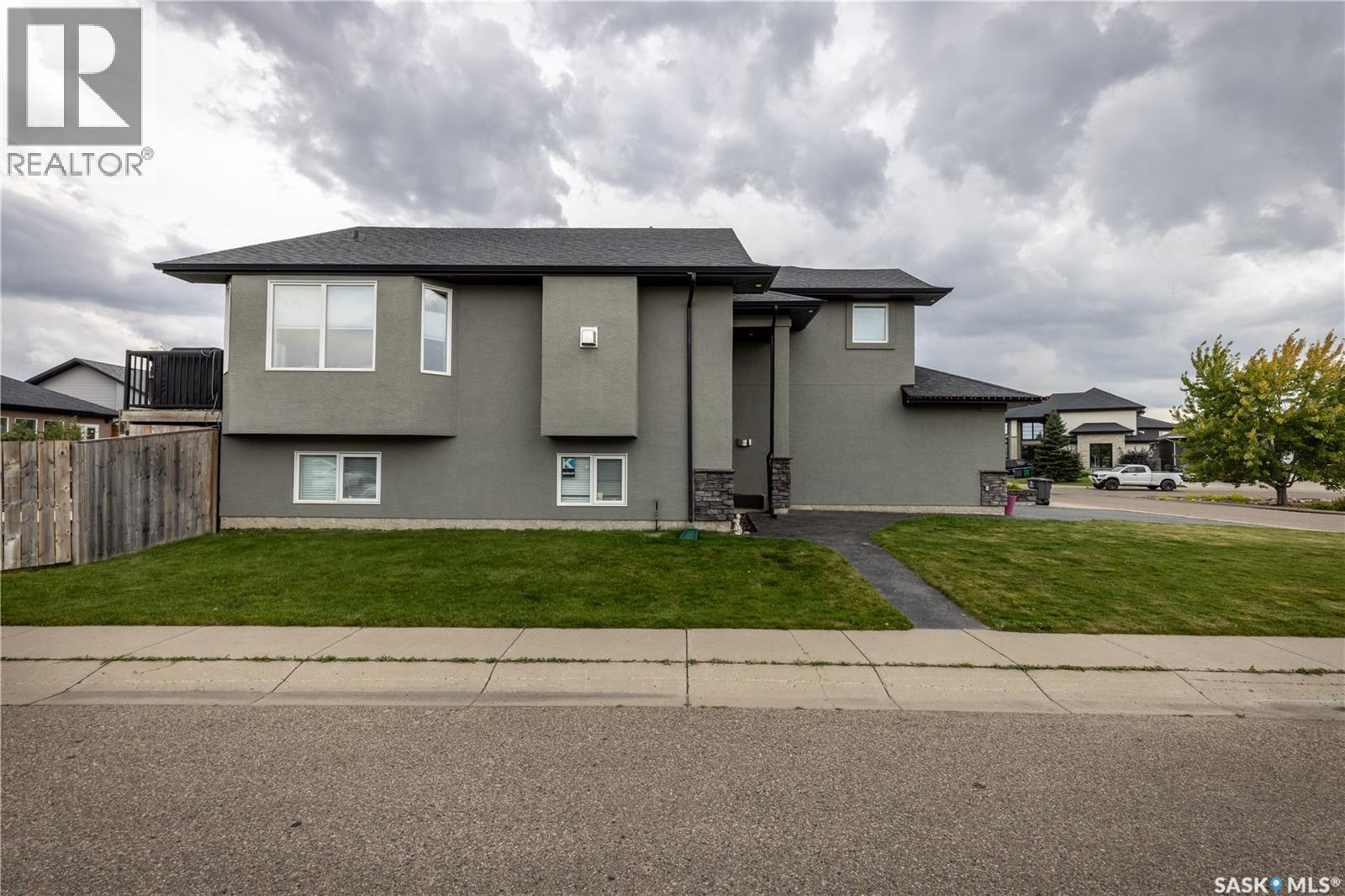 211 Sauer Crescent, Saskatoon, Saskatchewan  S7S 1L9 - Photo 38 - SK019749