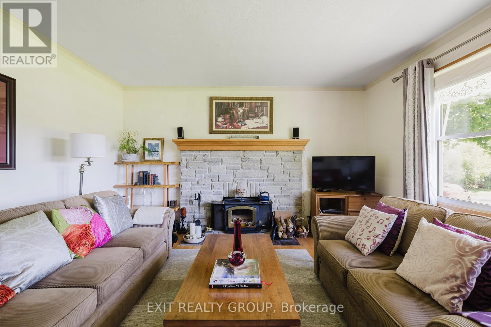 556 Rosebush Road, Quinte West, Ontario  K0K 2C0 - Photo 4 - X12177004