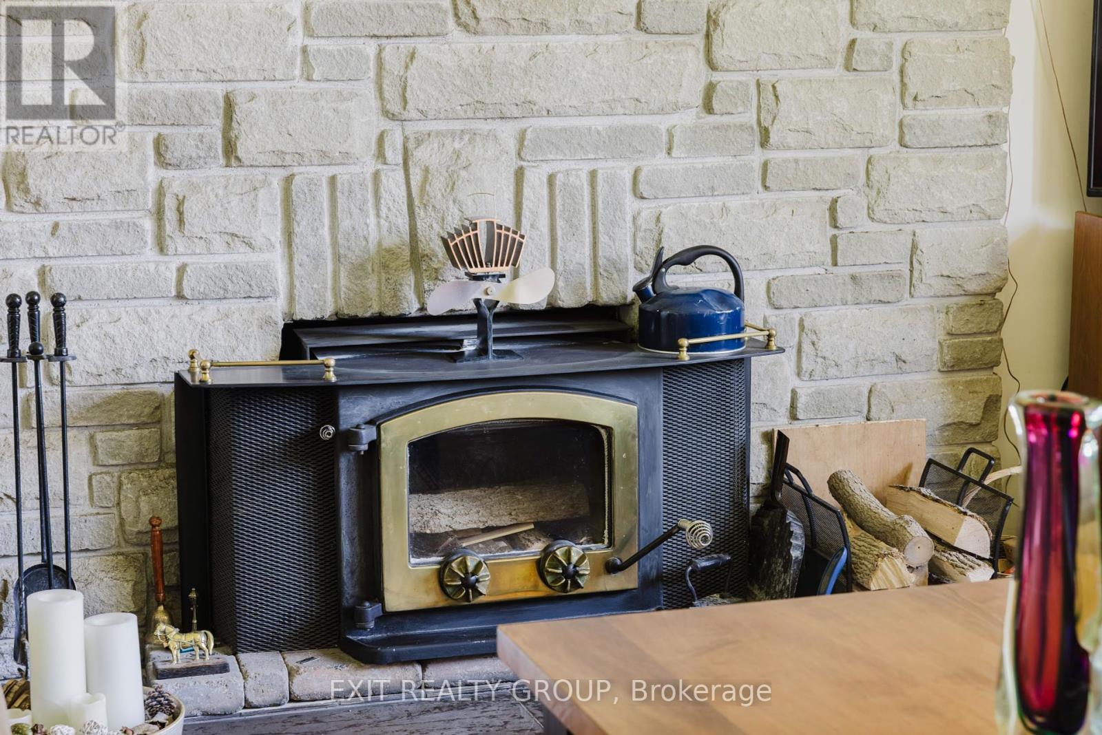 556 Rosebush Road, Quinte West, Ontario  K0K 2C0 - Photo 3 - X12177004