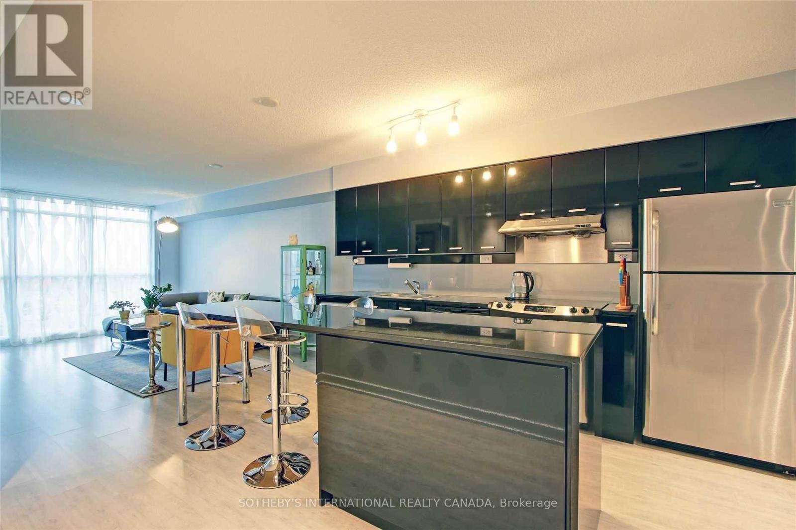 1719 - 19 Singer Court, Toronto, Ontario  M2K 0B2 - Photo 3 - C12438391