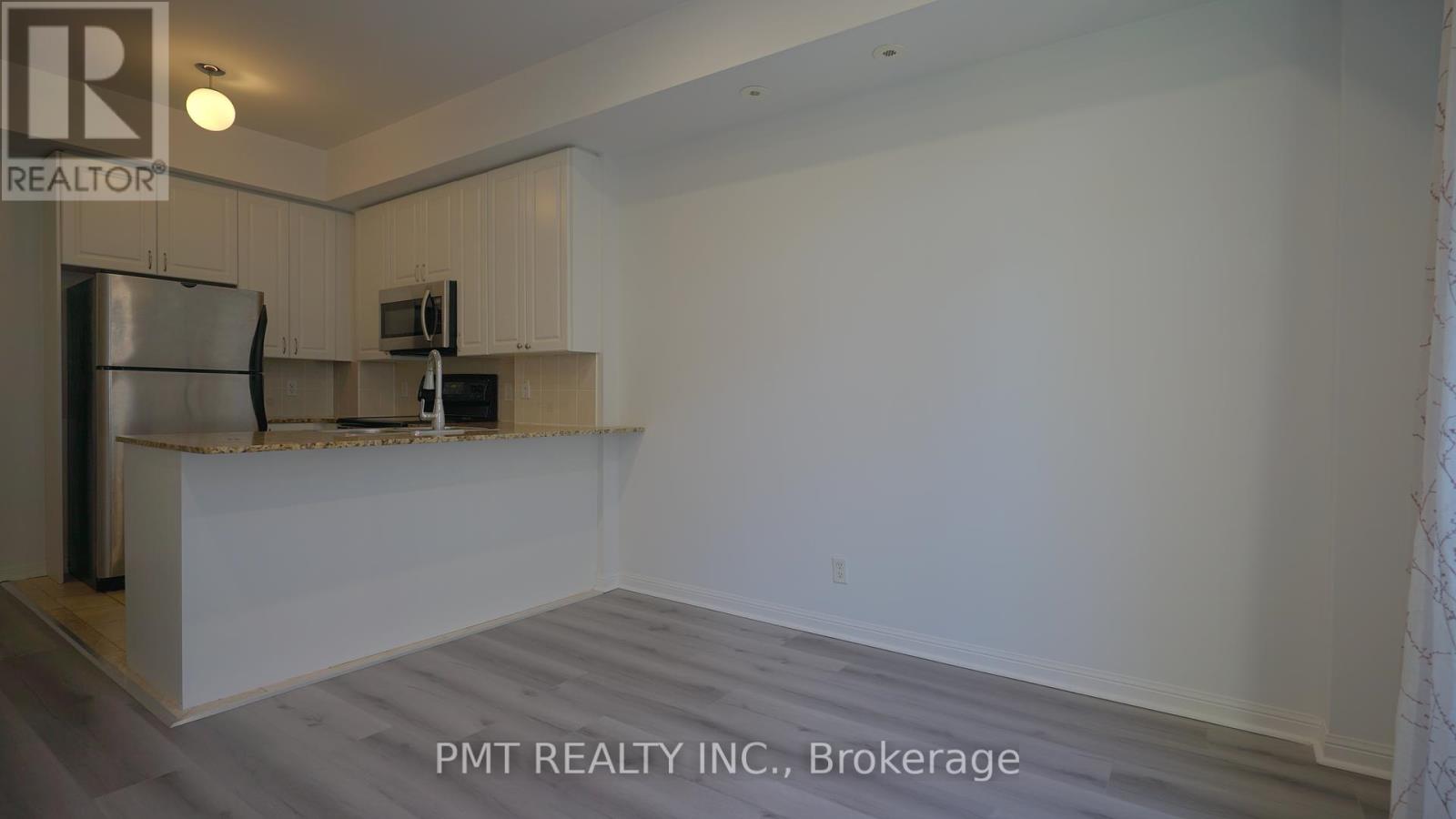 29 - 68 Carr Street S, Toronto, Ontario  M5T 1B7 - Photo 3 - C12438414