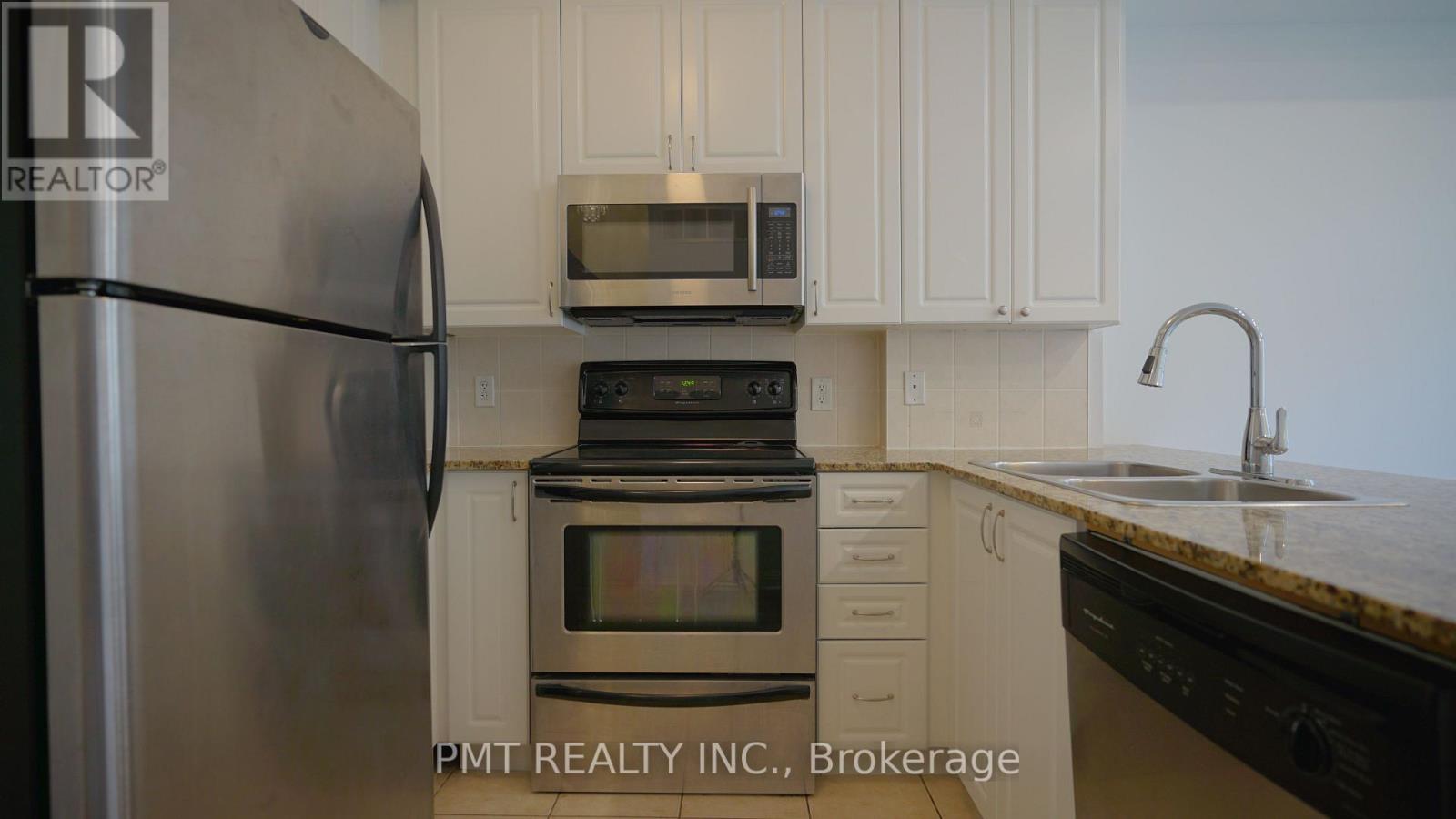 29 - 68 Carr Street S, Toronto, Ontario  M5T 1B7 - Photo 7 - C12438414