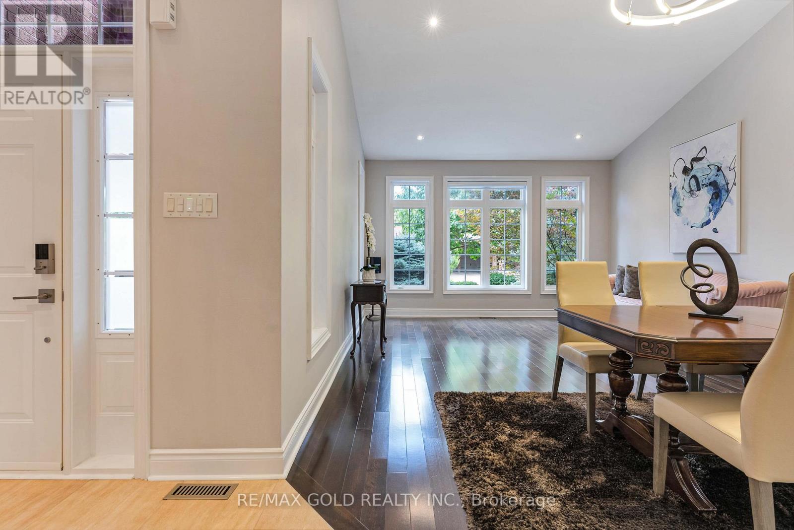 1593 Hallstone Road, Brampton, Ontario  L6Y 5K8 - Photo 11 - W12374831