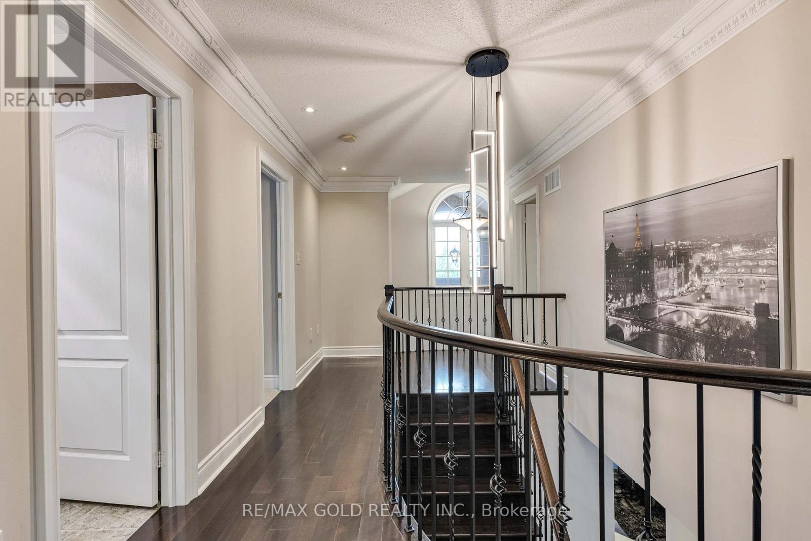 1593 Hallstone Road, Brampton, Ontario  L6Y 5K8 - Photo 27 - W12374831