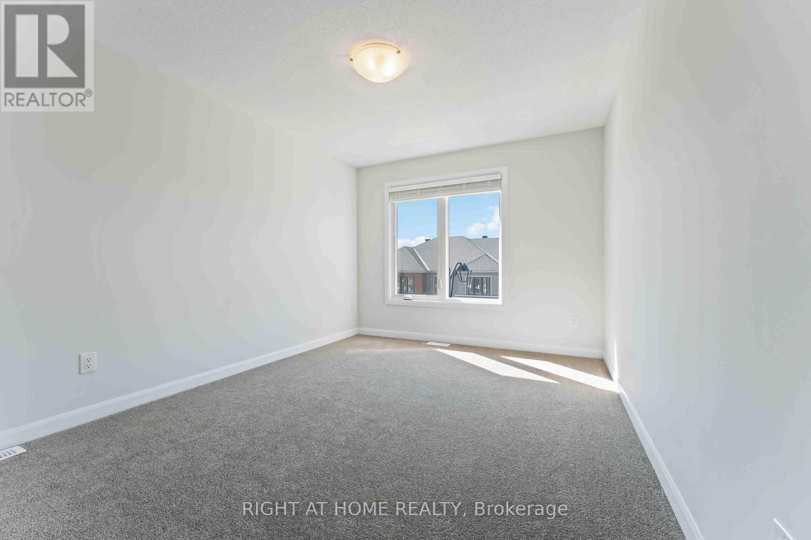 304 Clearpath Private, Ottawa, Ontario  K2T 0S5 - Photo 17 - X12430594