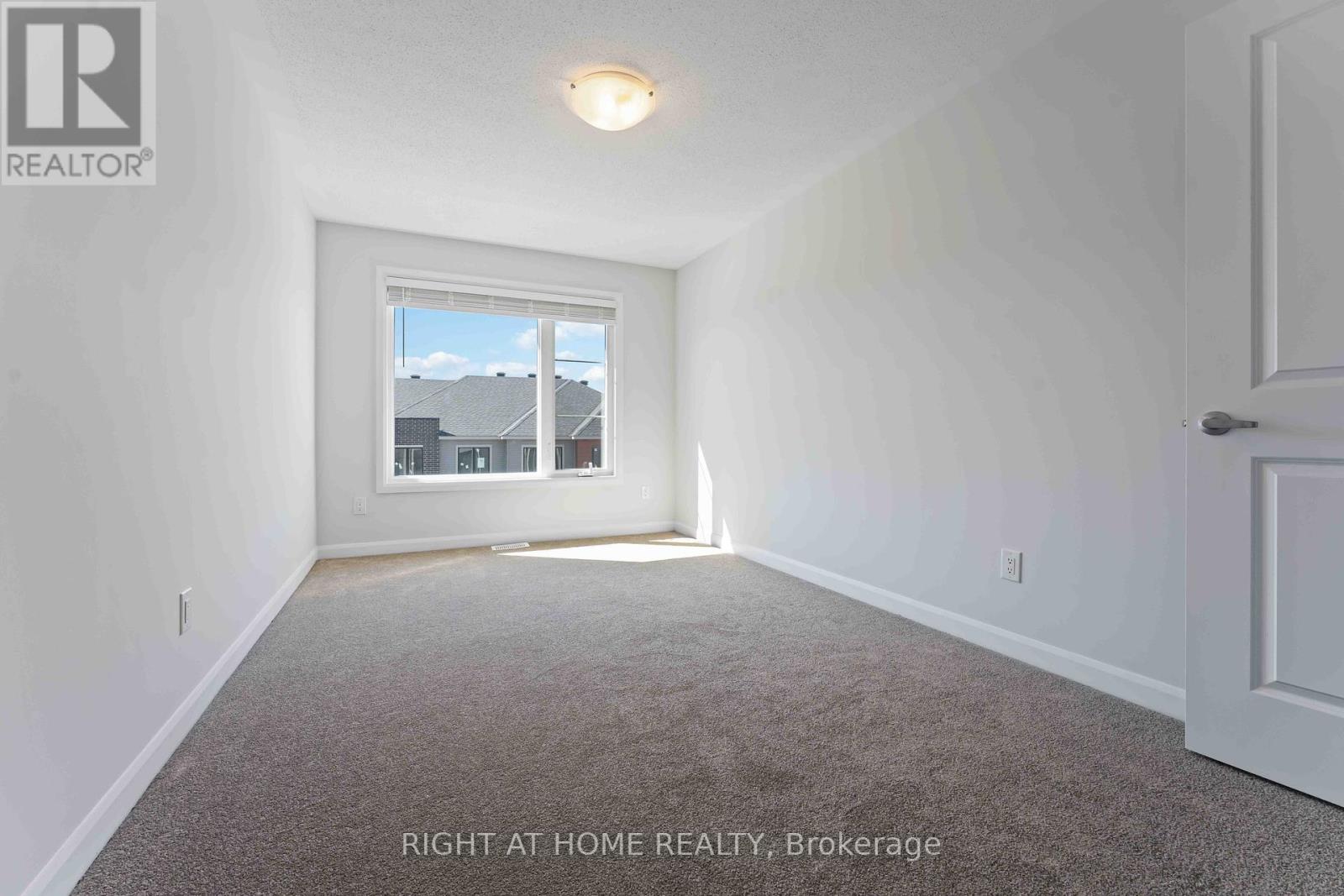 304 Clearpath Private, Ottawa, Ontario  K2T 0S5 - Photo 22 - X12430594