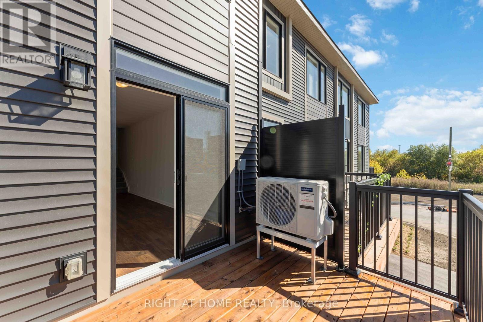 304 Clearpath Private, Ottawa, Ontario  K2T 0S5 - Photo 26 - X12430594