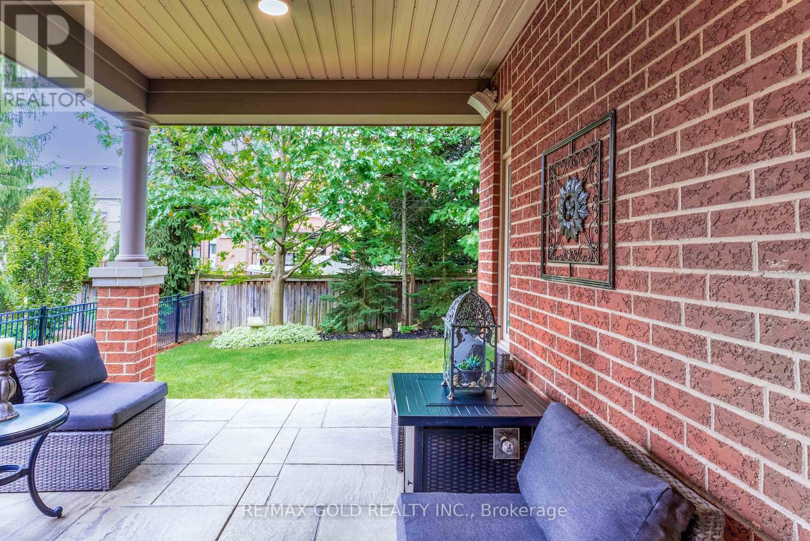 1593 Hallstone Road, Brampton, Ontario  L6Y 5K8 - Photo 40 - W12374831