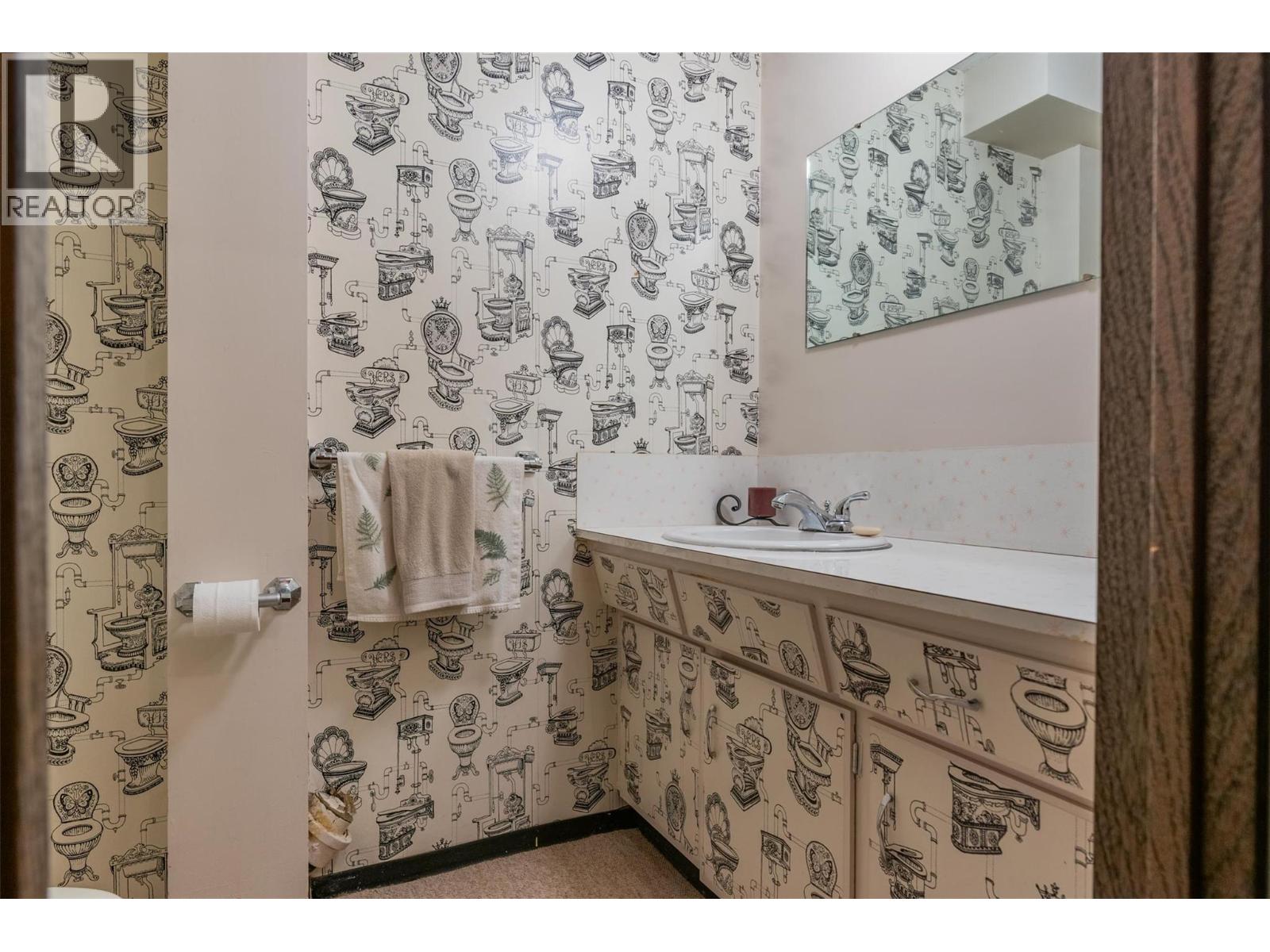 3581 Aster Drive, Trail, British Columbia  V1R 2X4 - Photo 30 - 10364525