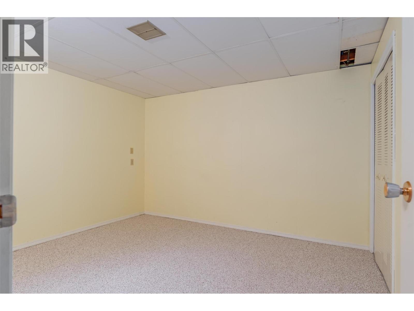 3581 Aster Drive, Trail, British Columbia  V1R 2X4 - Photo 32 - 10364525