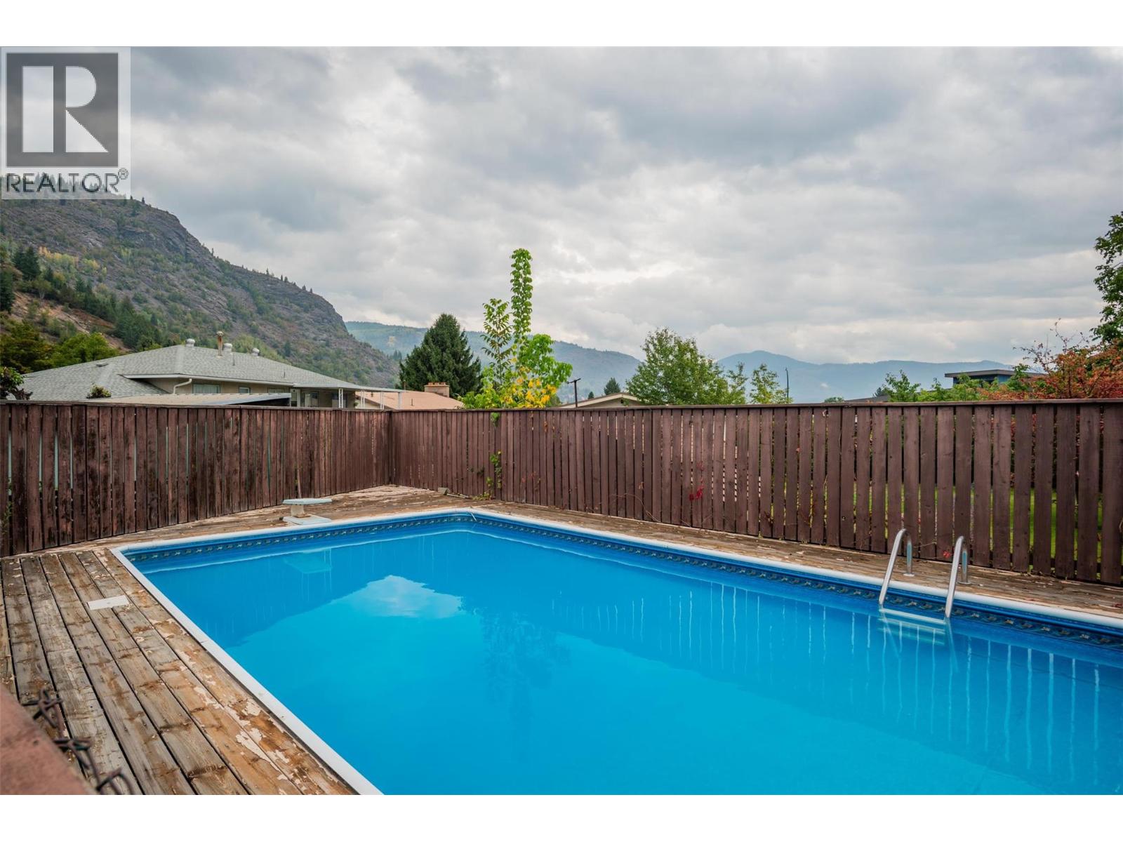 3581 Aster Drive, Trail, British Columbia  V1R 2X4 - Photo 40 - 10364525