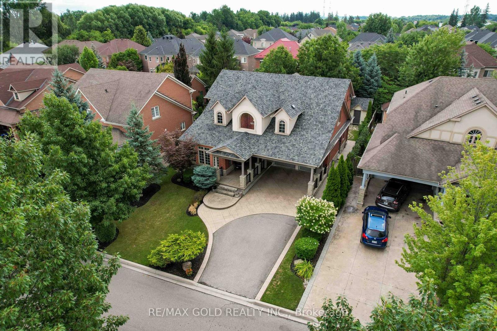 1593 HALLSTONE ROAD, Brampton, Ontario