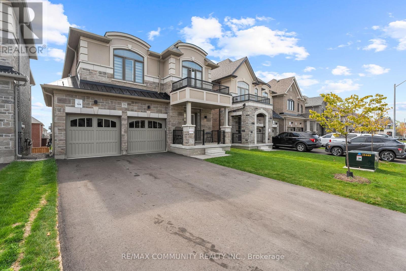 75 Ed Ewert Avenue, Clarington, Ontario  L1B 0W7 - Photo 2 - E12438397