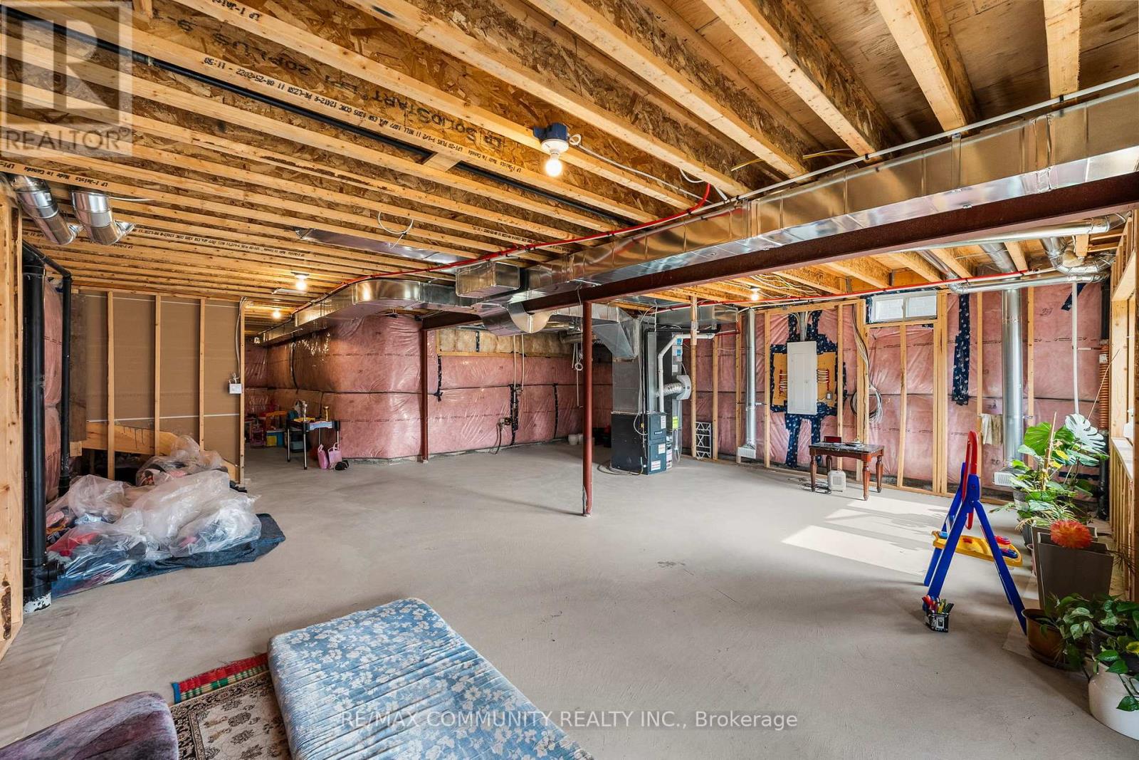 75 Ed Ewert Avenue, Clarington, Ontario  L1B 0W7 - Photo 37 - E12438397