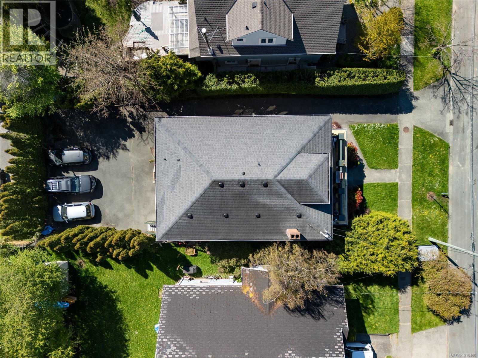 123 Cambridge St, Victoria, British Columbia  V8V 4B1 - Photo 10 - 1015450