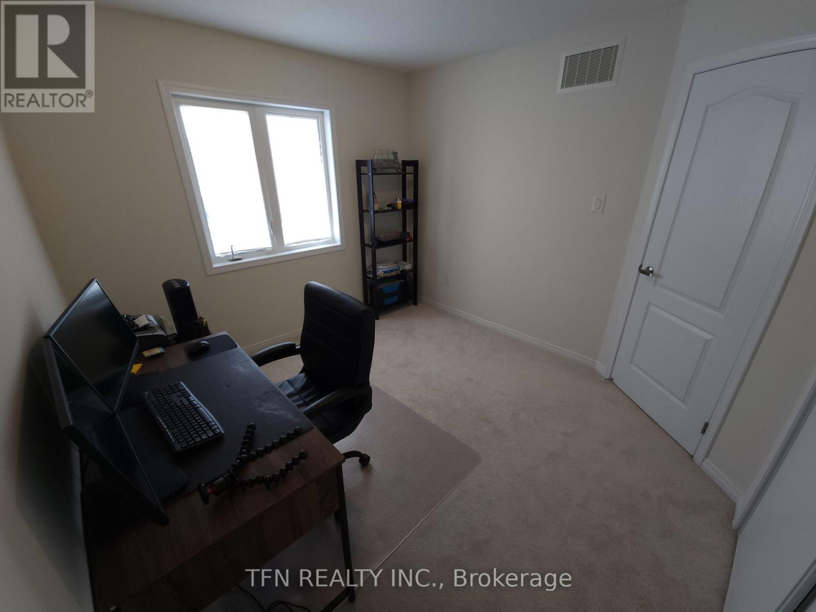 64 Tilbury Street, Woolwich, Ontario  N0B 1M0 - Photo 8 - X12341857