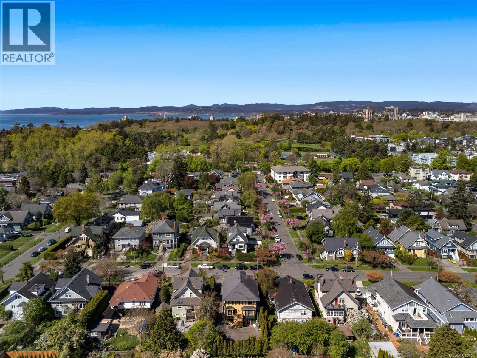 123 Cambridge St, Victoria, British Columbia  V8V 4B1 - Photo 22 - 1015450