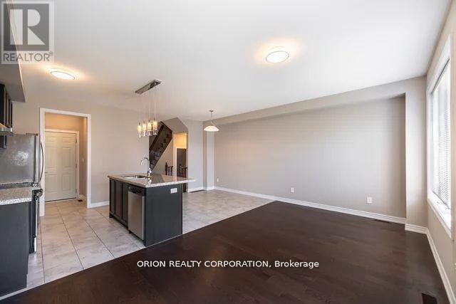 53 Clifford Crescent, New Tecumseth, Ontario  L0G 1W0 - Photo 11 - N12438356