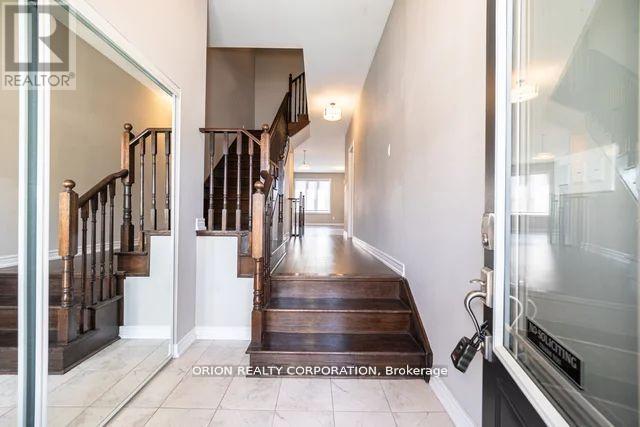 53 Clifford Crescent, New Tecumseth, Ontario  L0G 1W0 - Photo 4 - N12438356