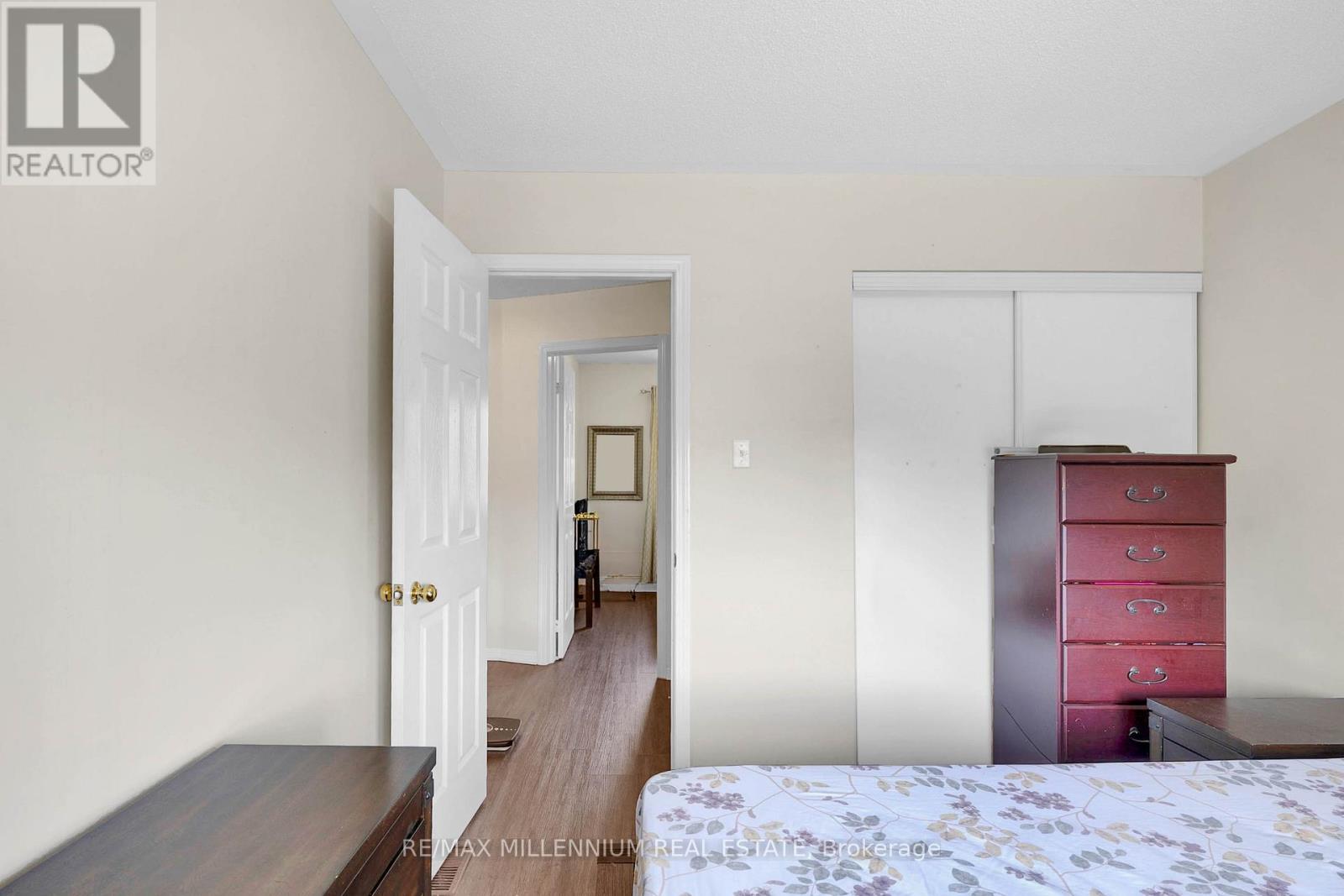 10 Mainland Crescent E, Vaughan, Ontario  L6A 3G3 - Photo 24 - N12438359