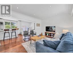 36 Farr Avenue, East Gwillimbury (Sharon), Ca