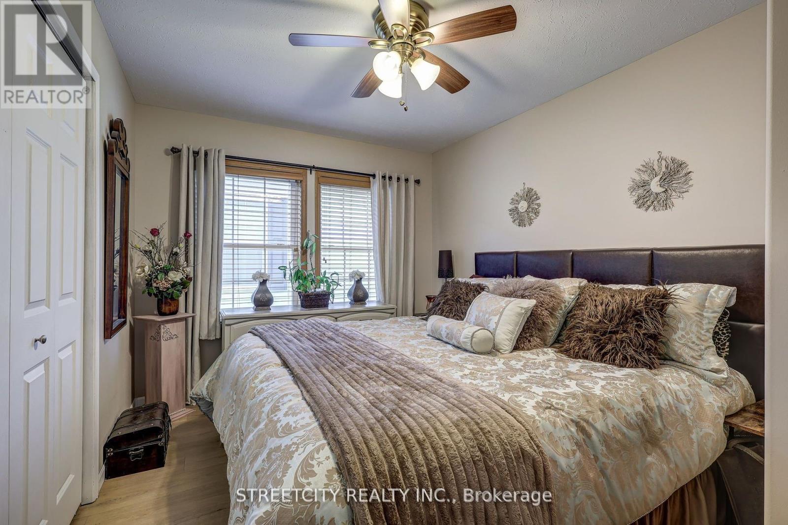 481 Richard Crescent, Strathroy-Caradoc, Ontario  N7G 3P4 - Photo 19 - X12438453